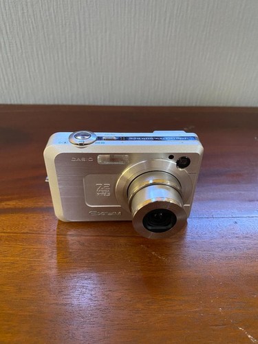 Fotocamera digitale compatta
